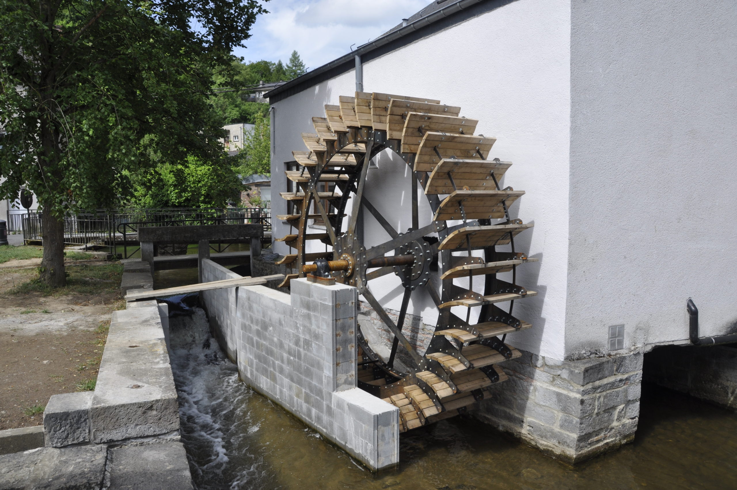 Le Moulin de Nismes, de la farine à la lumière!